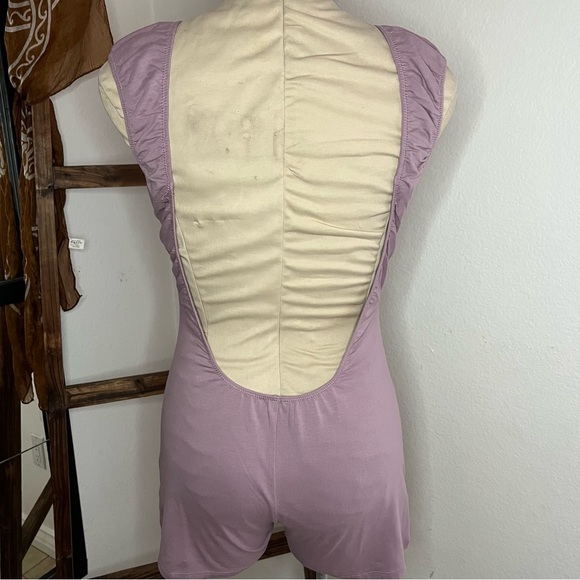 NEW FREE PEOPLE Weekend Friend Shortie Women's Romper In Lilac Size M - Picture 5 of 12